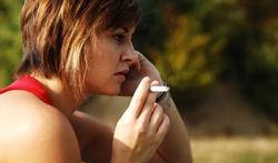 Les femmes sont plus sensibles à la nicotine